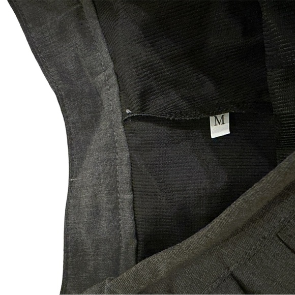 Mini Skirt - Picture 3 of 3